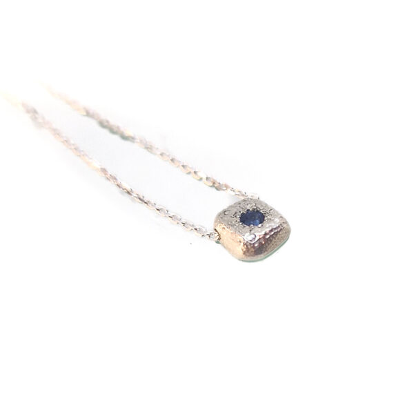 collier saphir carré d'argent